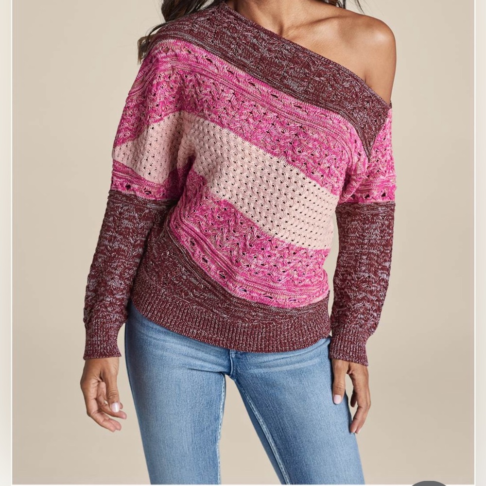 NWT VENUS Off-Shoulder Sweater